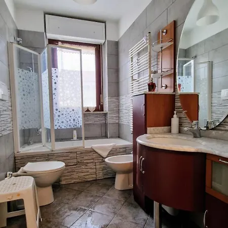 Apartment Myhouse Fermata Paradiso - Affitti Brevi Italia *